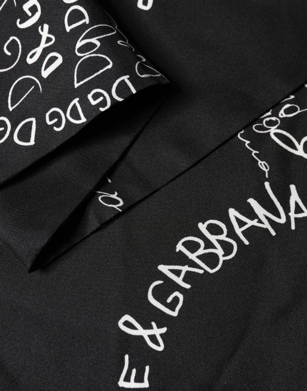 Black Logo Script Print Sik Foulard 137.5cm X 15cm Scarf