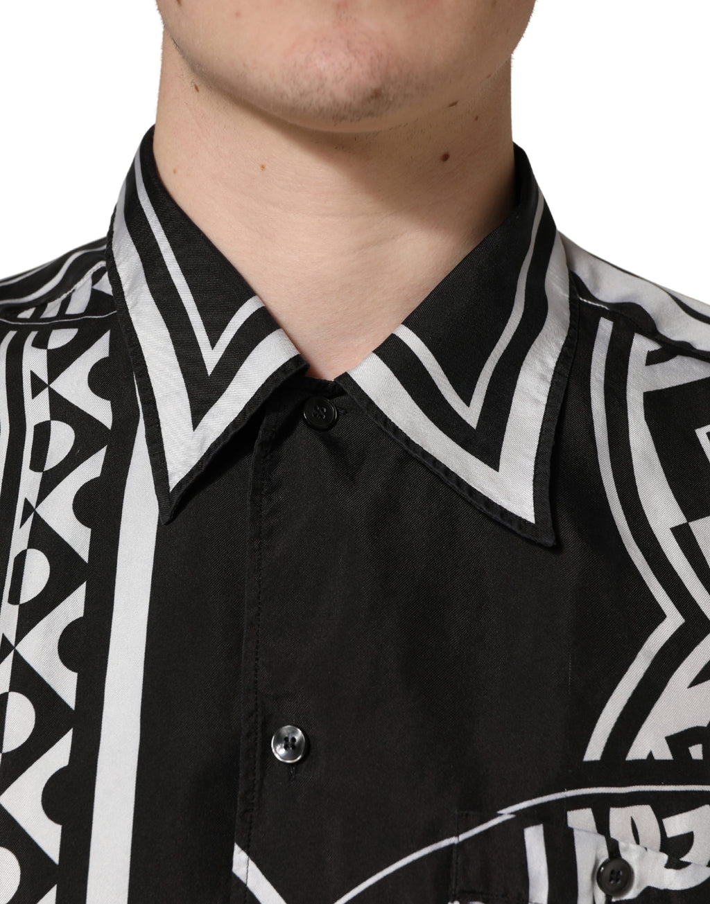 Black White Bandana Print Collared Shirt