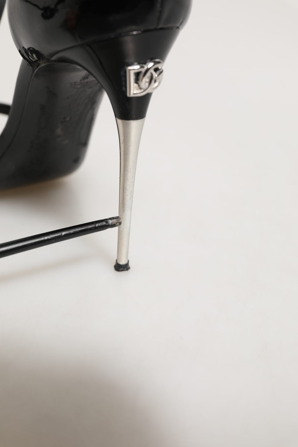 Black Leather T-strap Heels Sandals Shoes