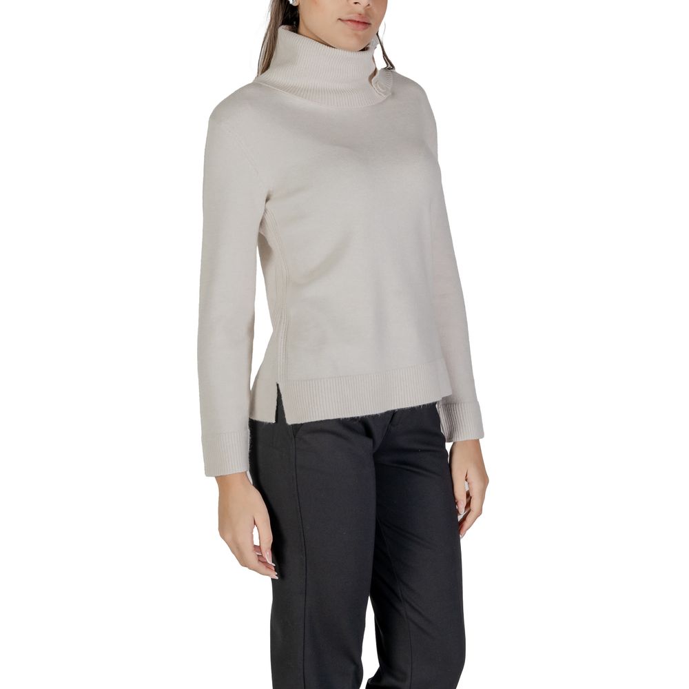 Cream Viscose Turtleneck