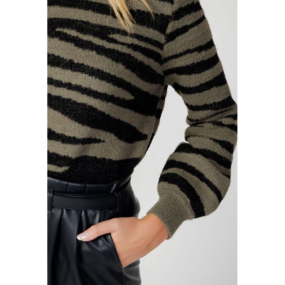 Green Nylon Sweatshirt