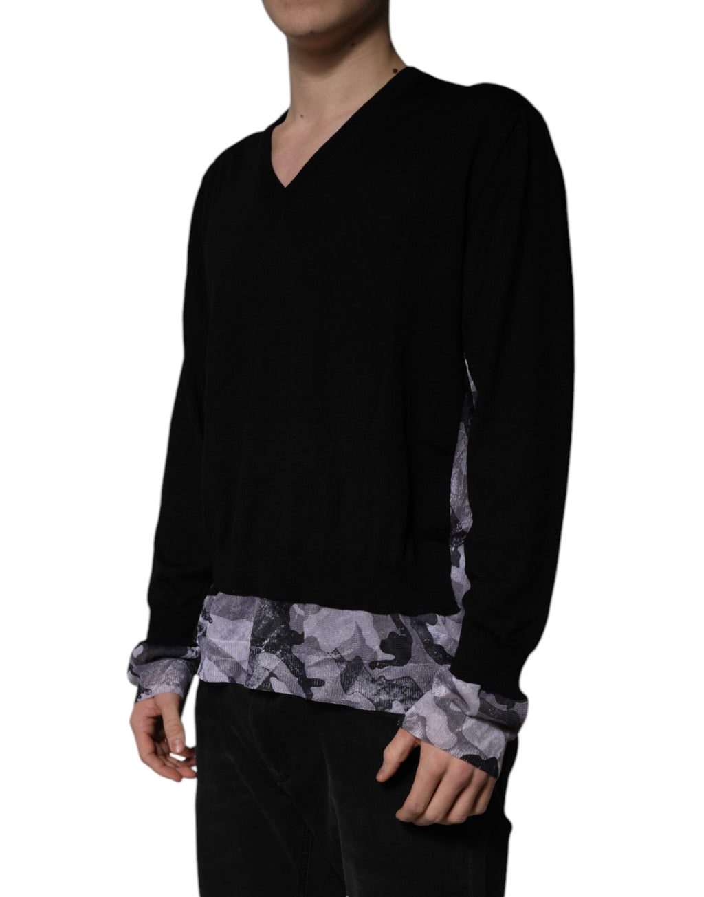 Black Camouflage V-neck Pullover Sweater