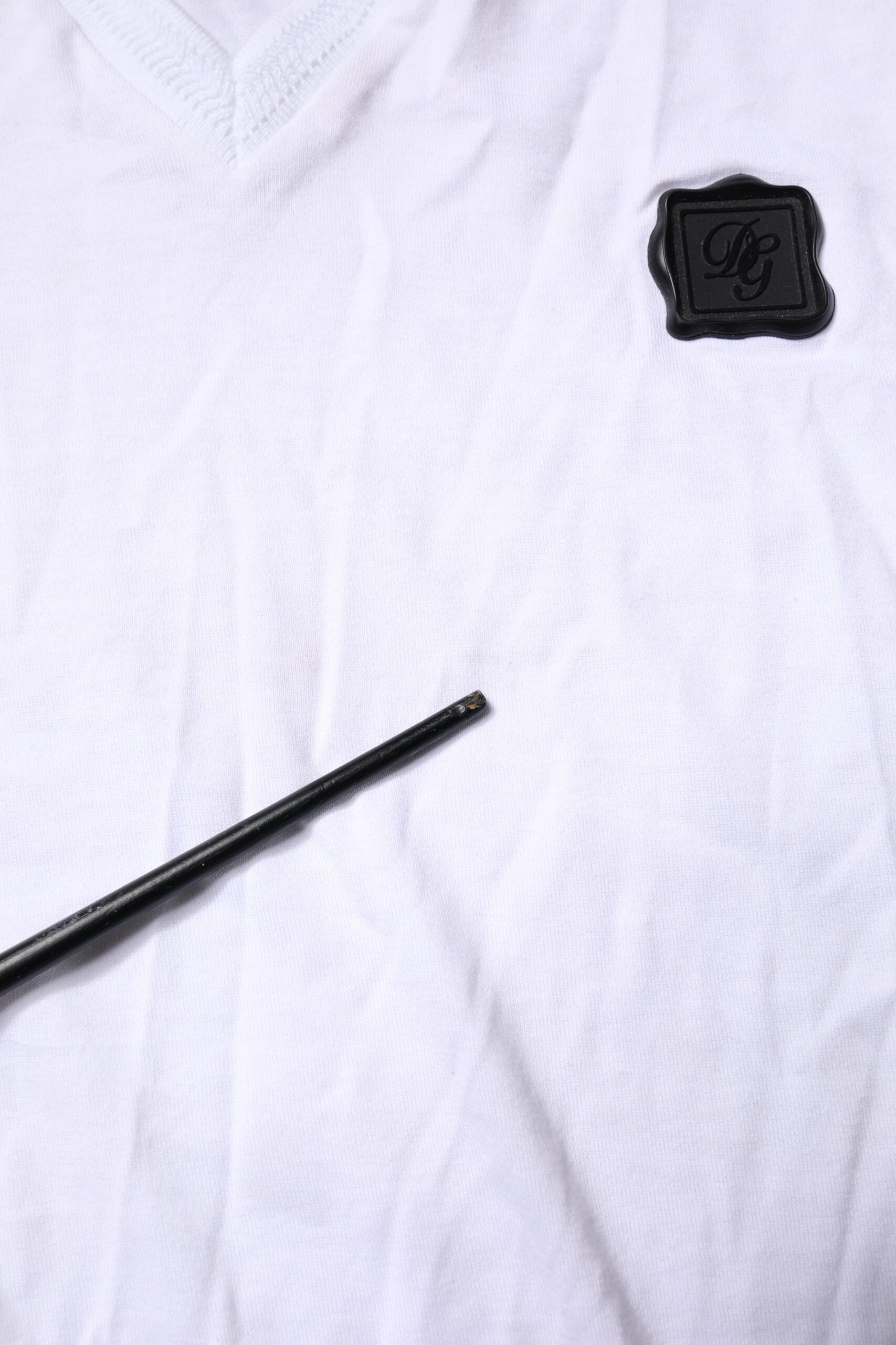 White Cotton Logo Patch V-neck Tee T-shirt