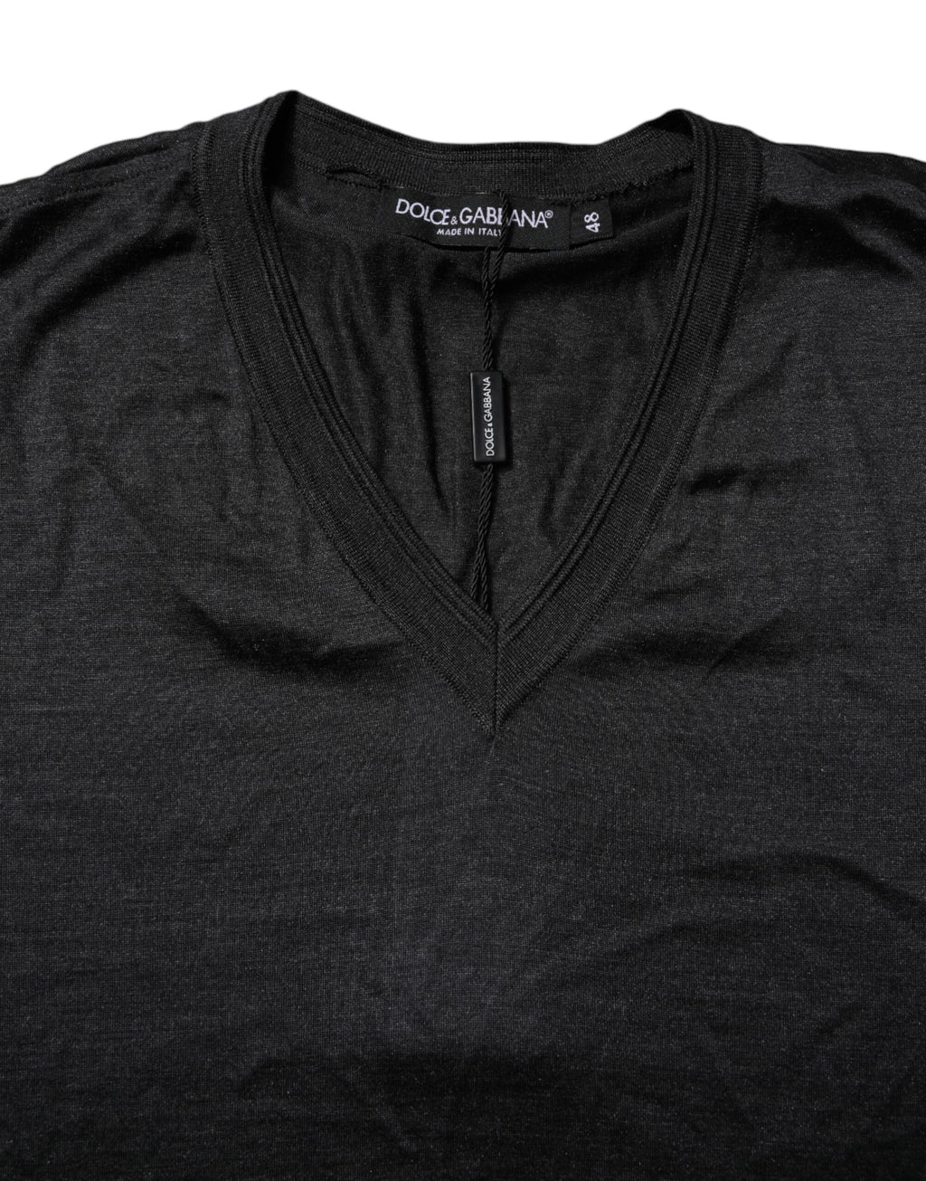 Dark Gray Silk V-neck Short Sleeves T-shirt