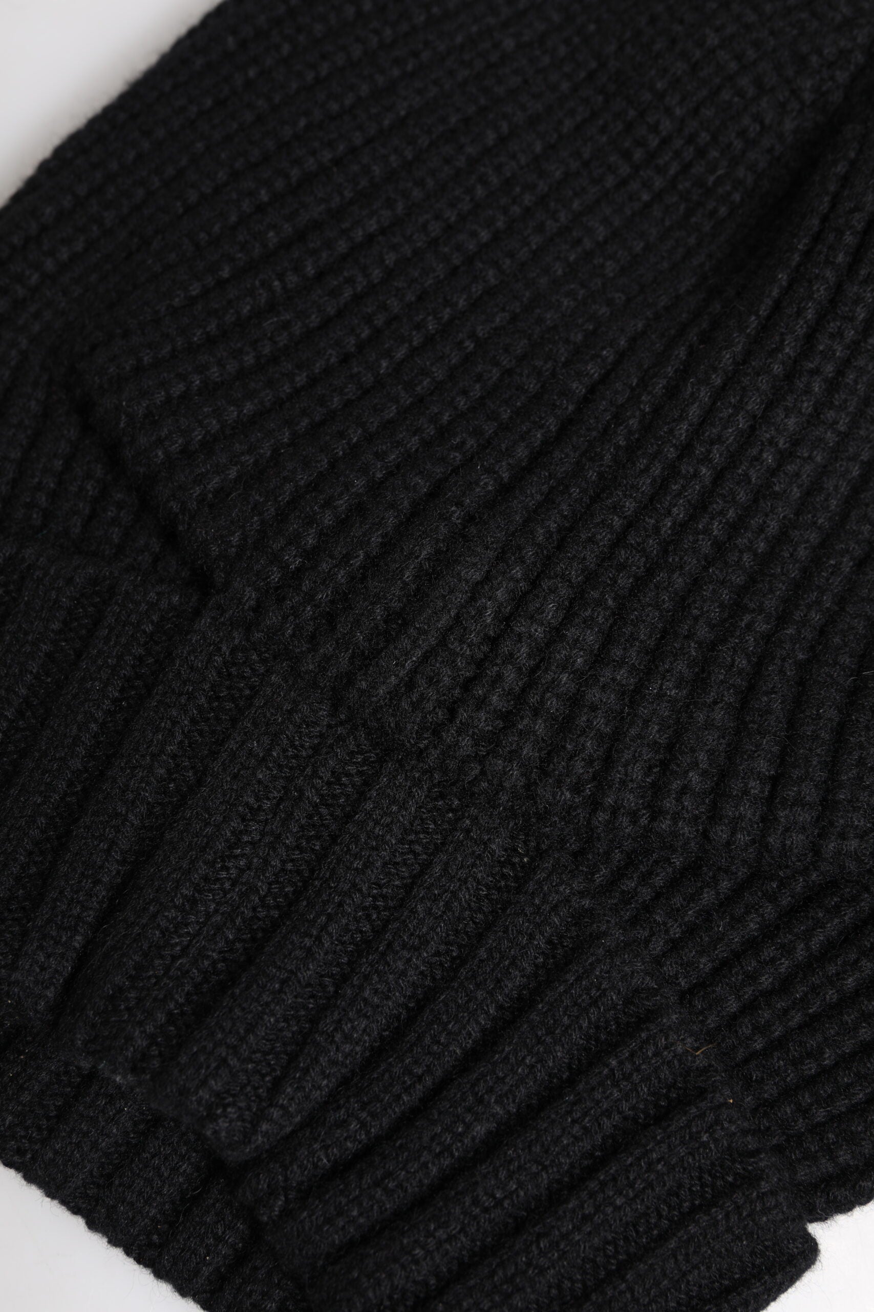 Black Cashmere Knitted Winter Beanie Hat