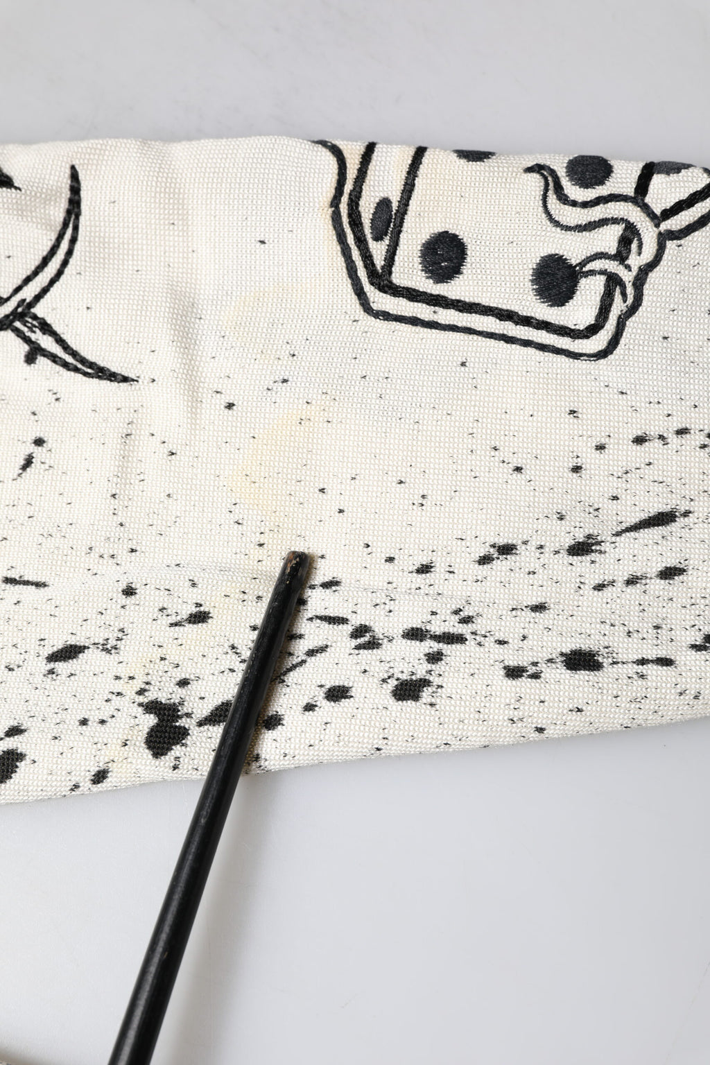 White Logo Angel Print Women Pullover Sweater