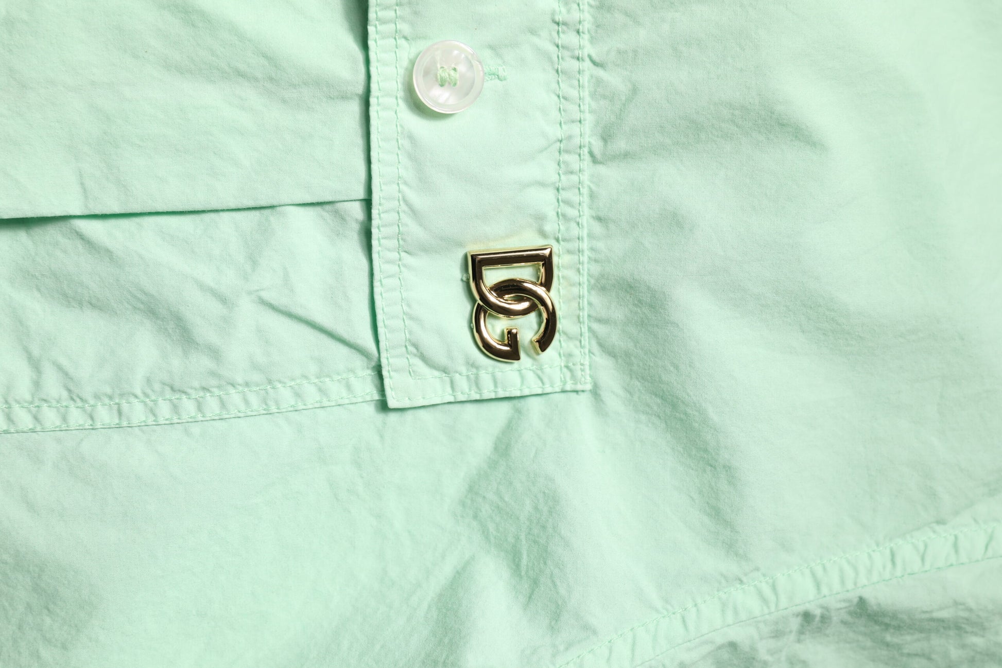 Green Cotton Short Sleeves Men Casual Shirt