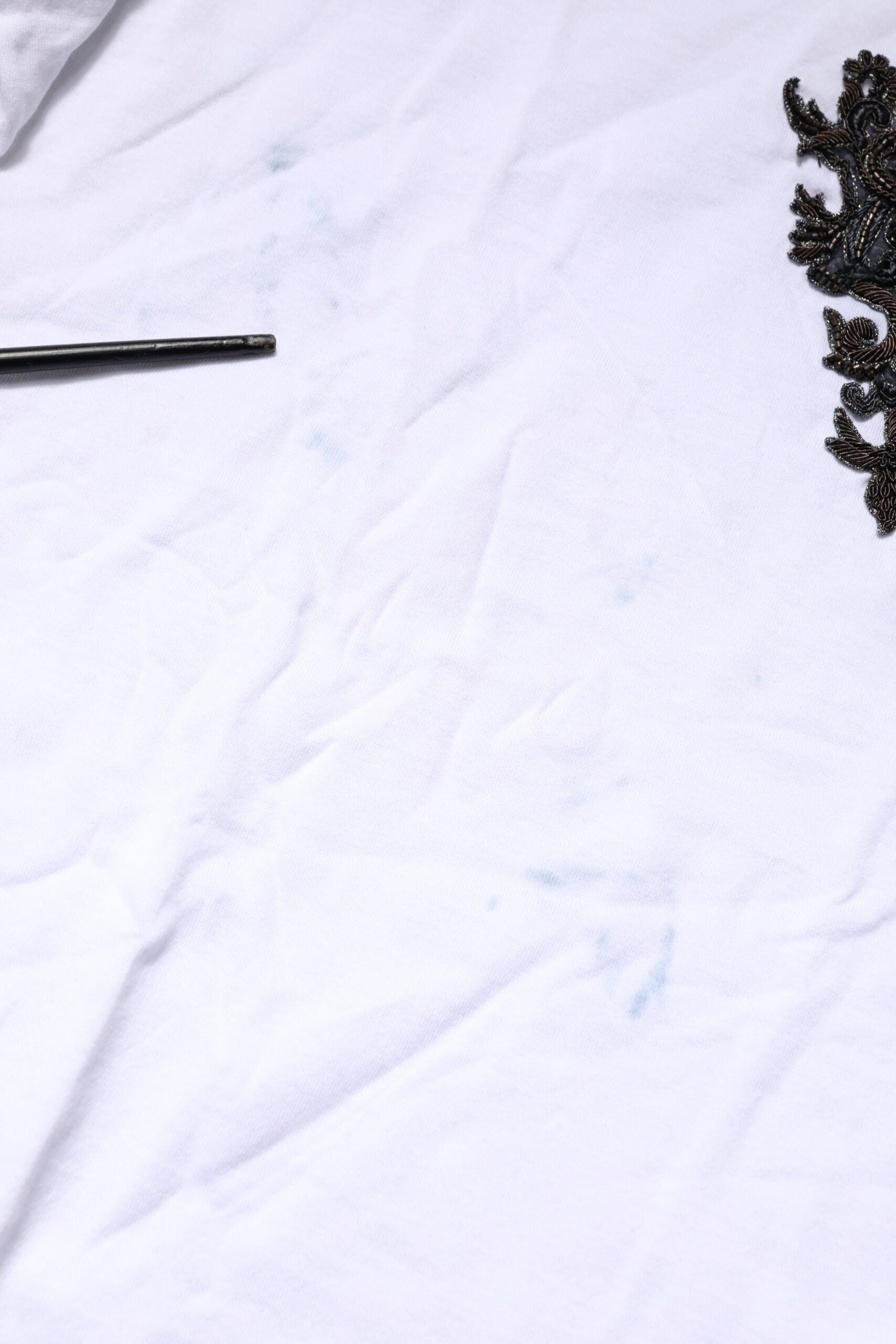 White Cotton Embroidered Round Neck T-shirt