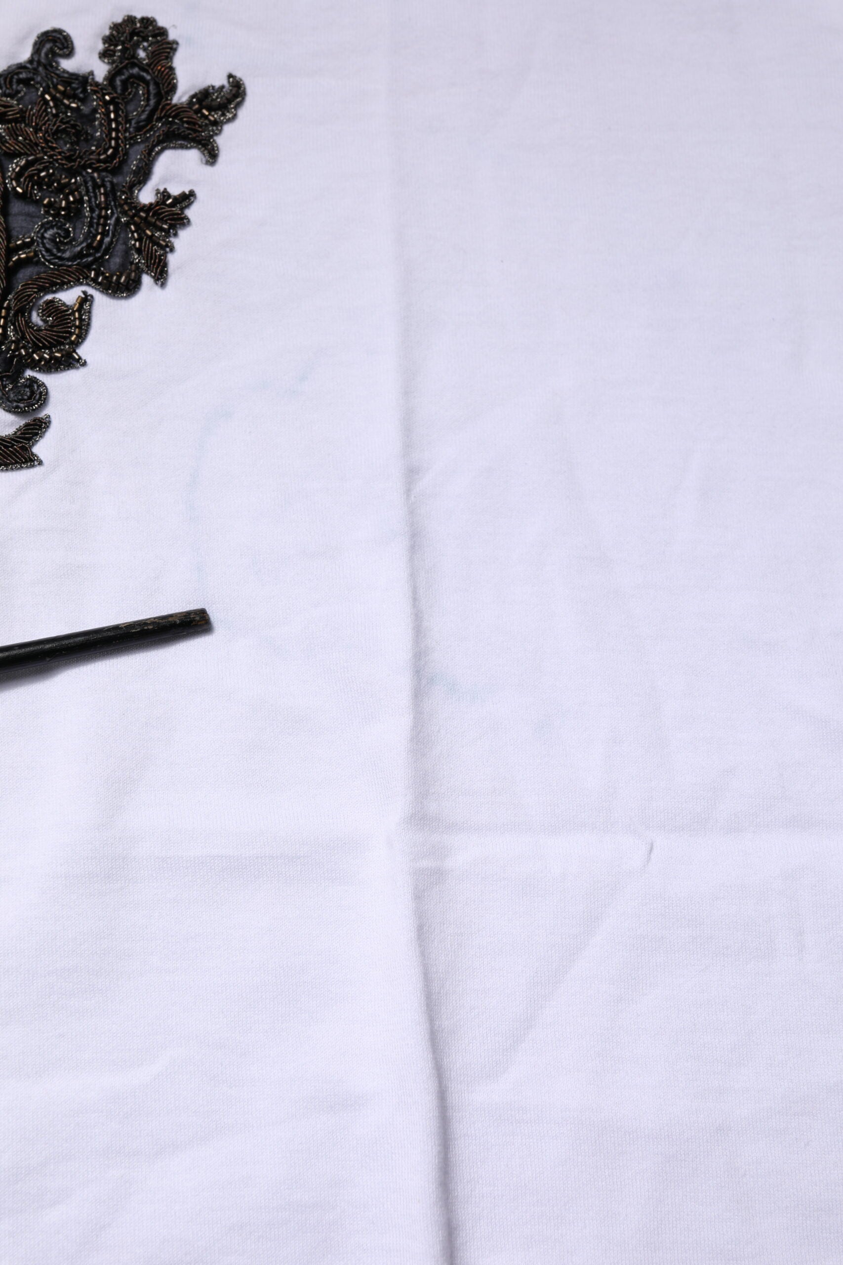 White Cotton Embroidered Round Neck T-shirt