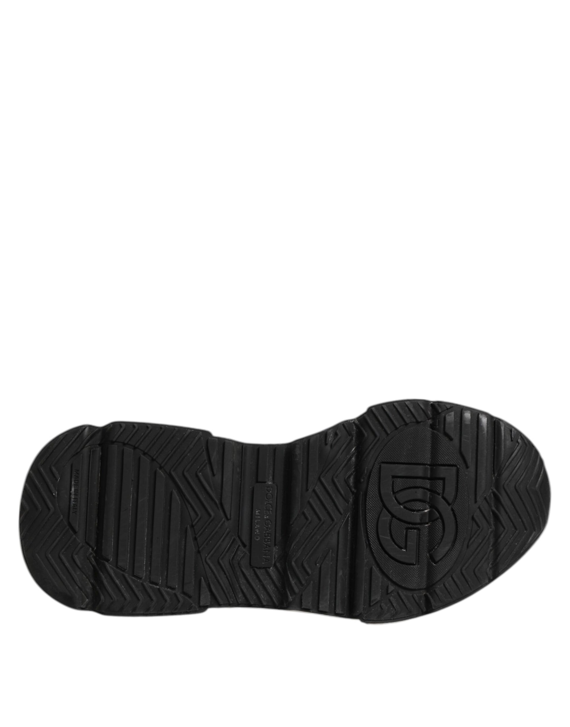 White Black Logo Plaque Daymaster Men Sneakers Shoes