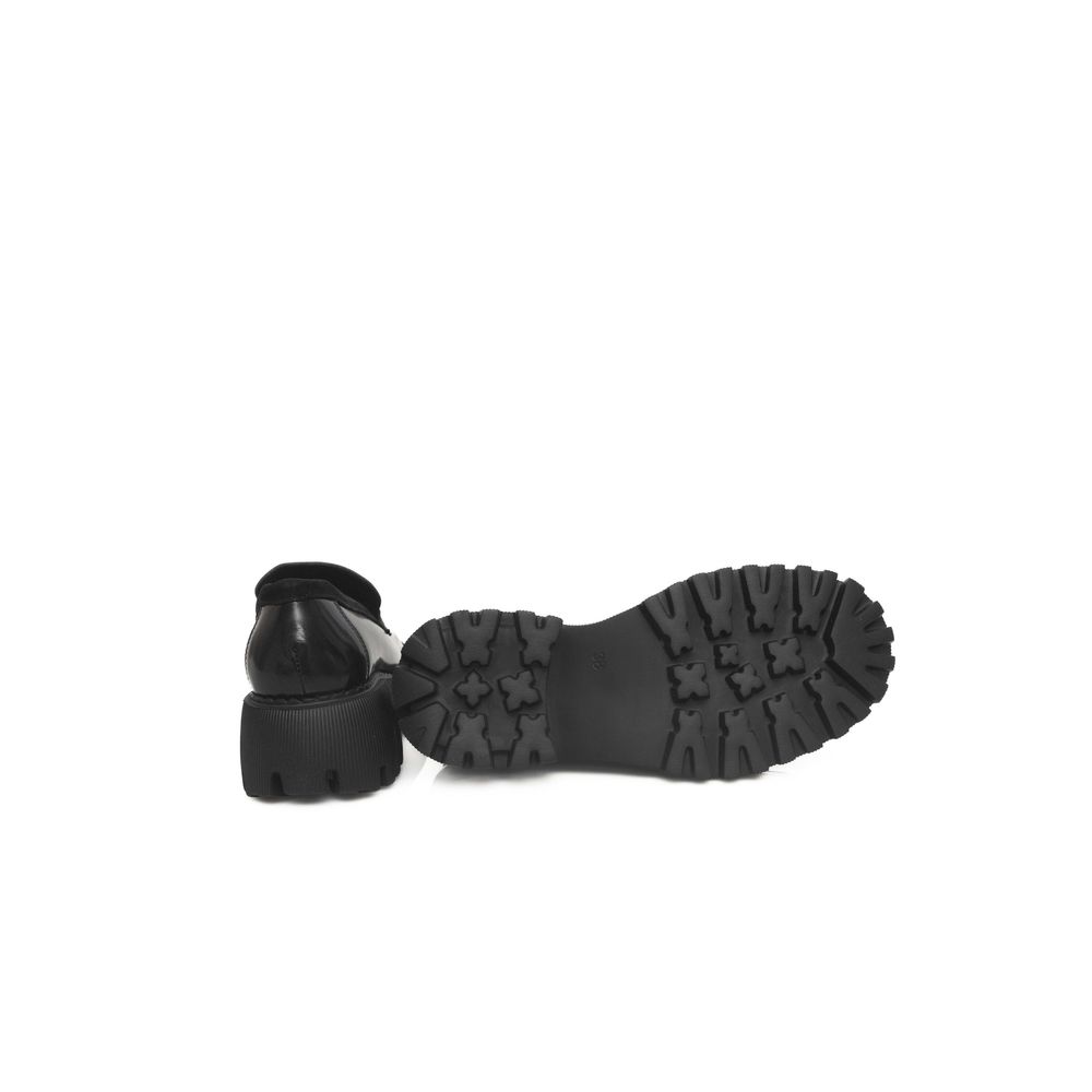 Black Calfskin Women Loafer