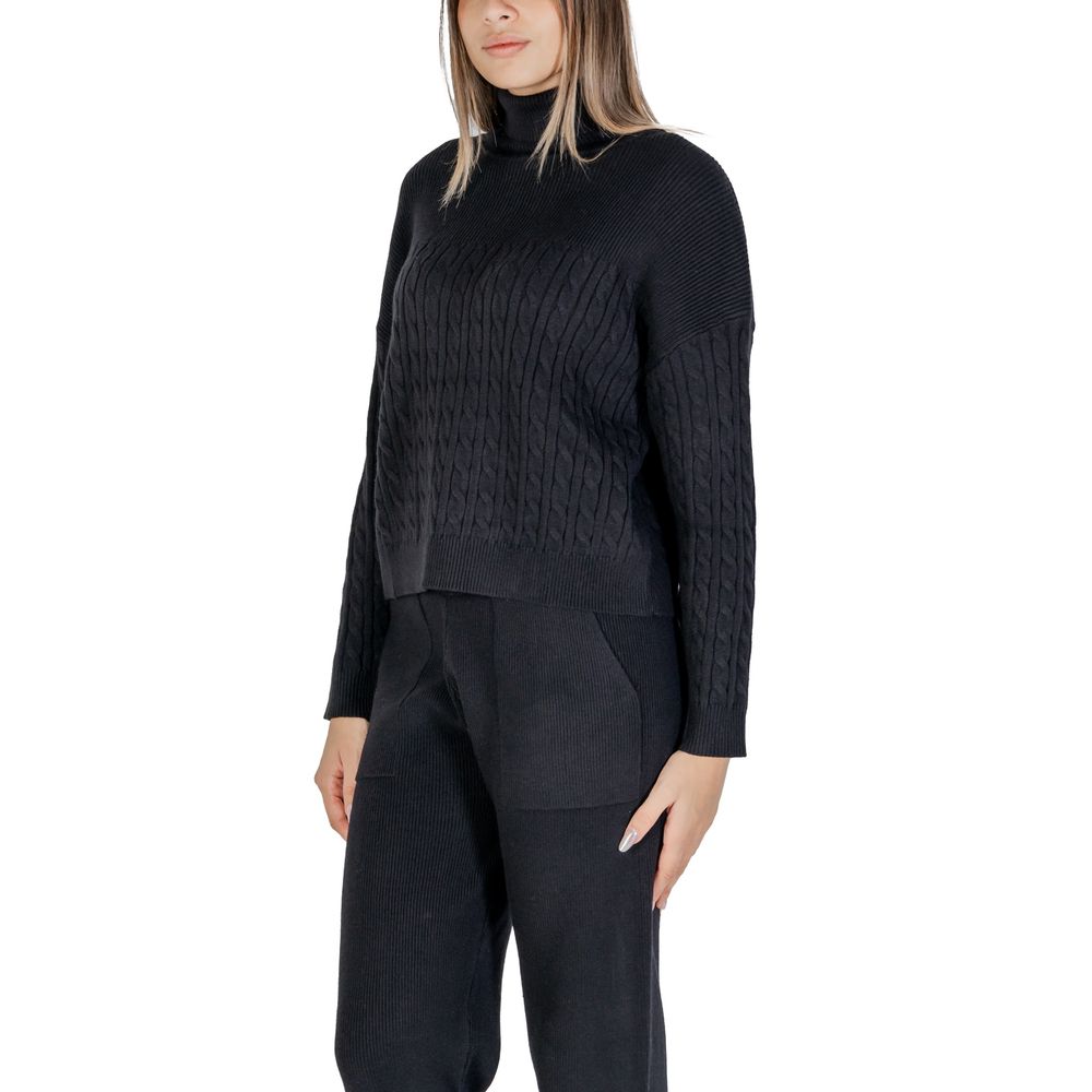 Black Viscose Turtleneck