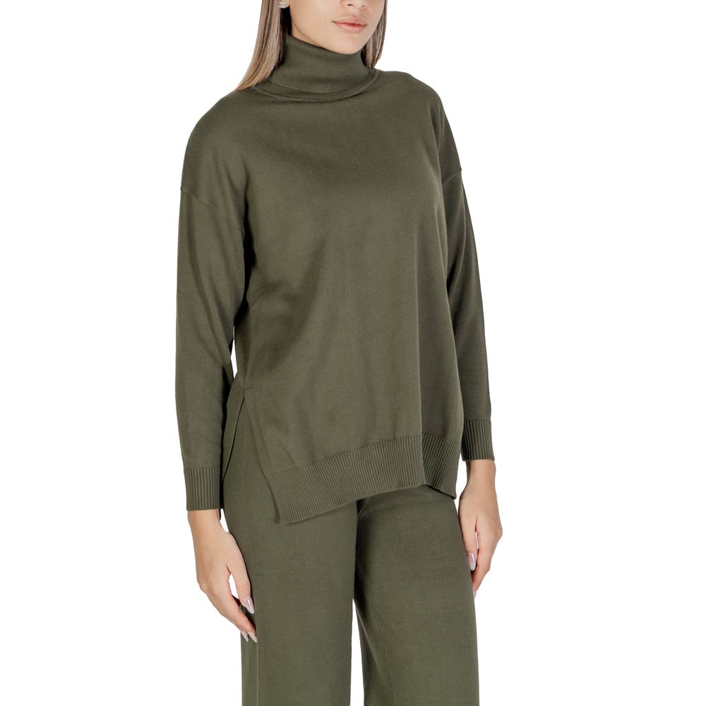 Green Viscose Turtleneck