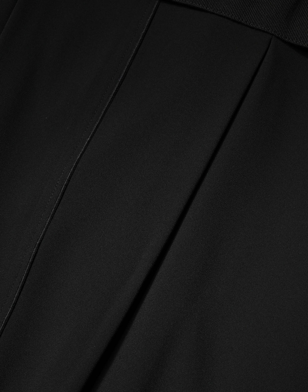 Black Sleeveless Sheath Knee Length Dress
